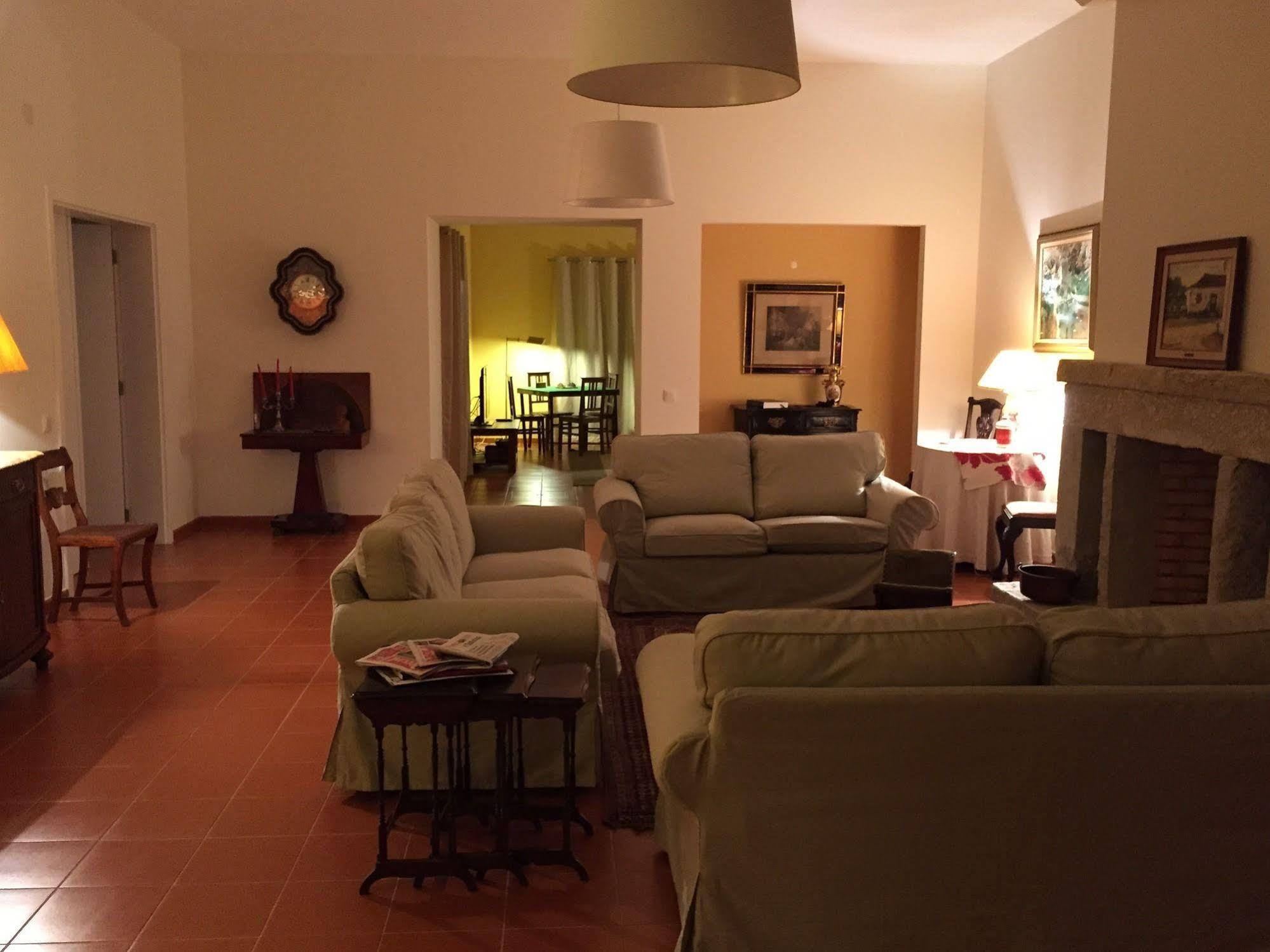 Casa Do Alfaro Villa Azambuja Luaran gambar